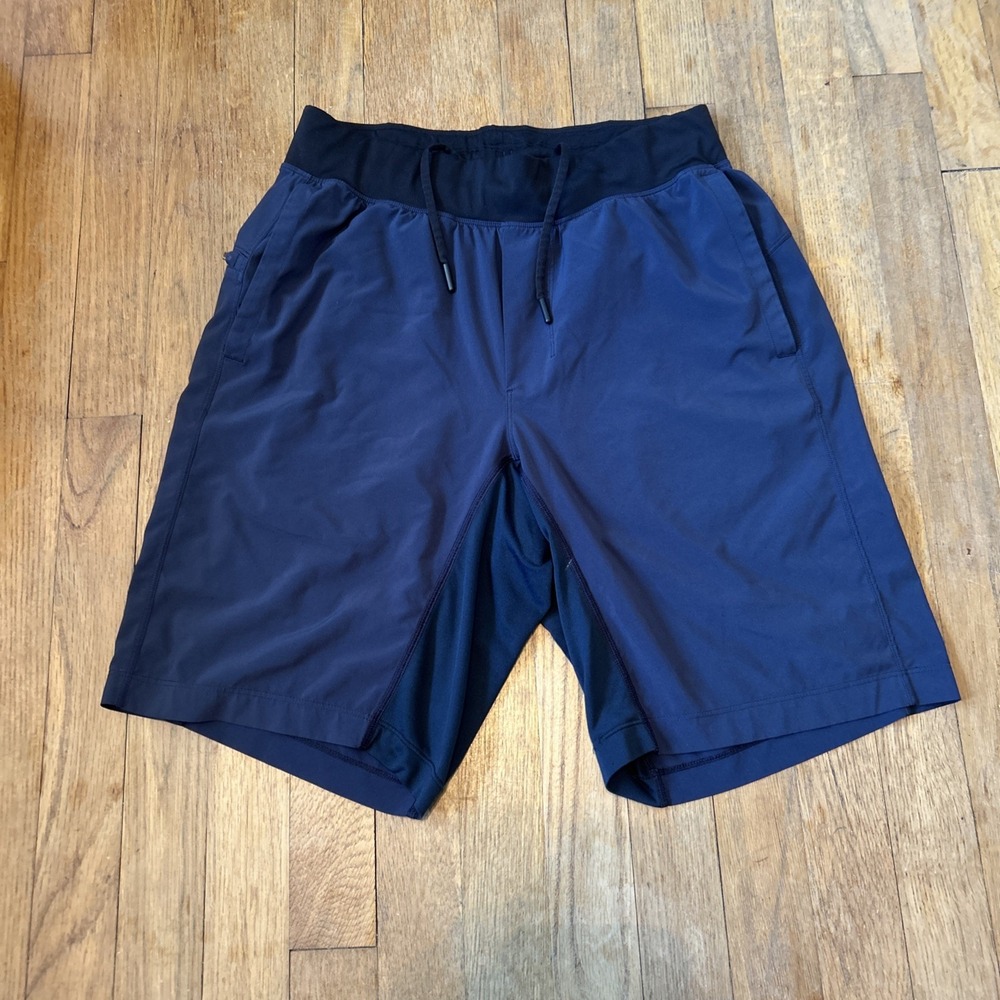 LULULEMON Men's 10" Inseam Activewear Shorts Small Navy Blue